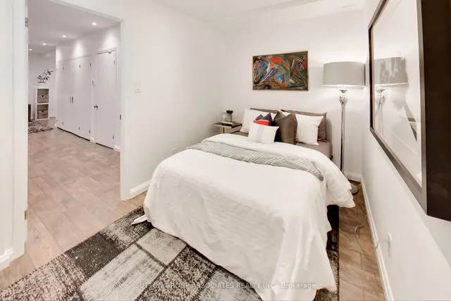 Additional image 32 of 8 Ellsworth Ave