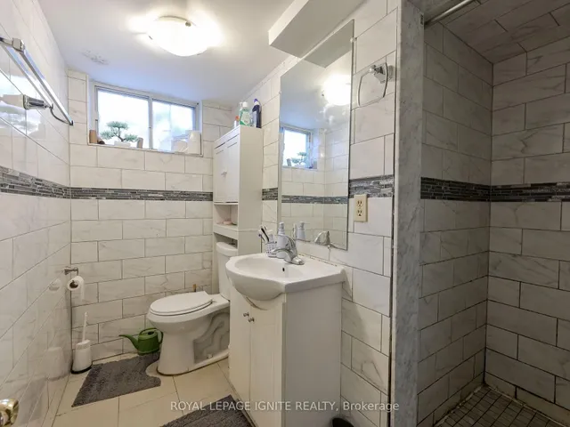 Additional image 34 of 7660 Darcel Ave