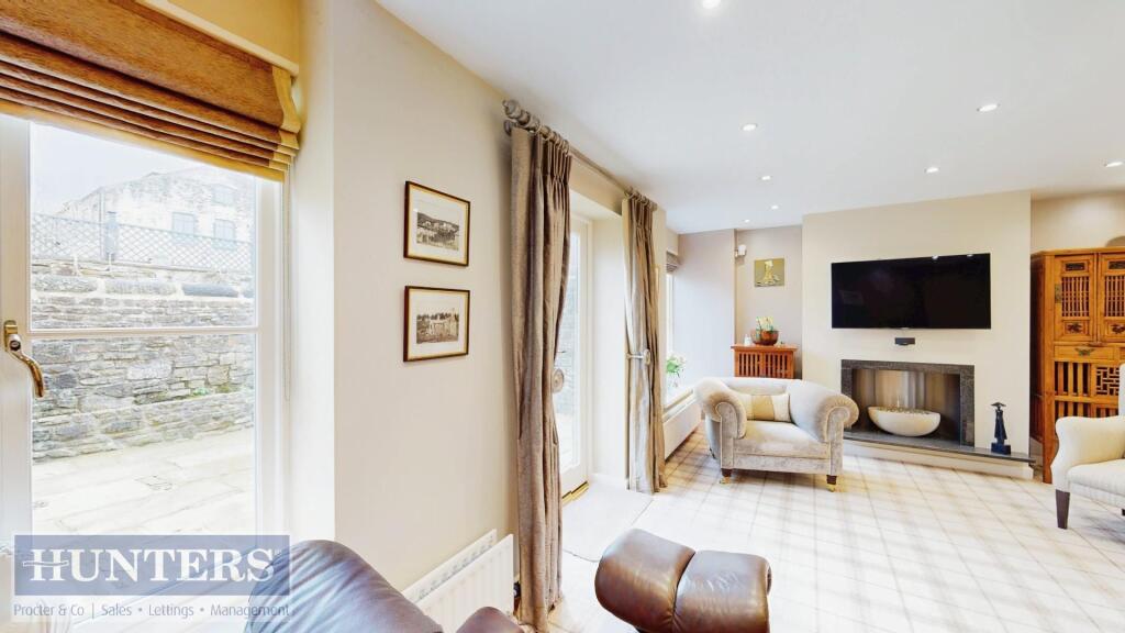 Additional image 4 of The Engine House, Weavers Court