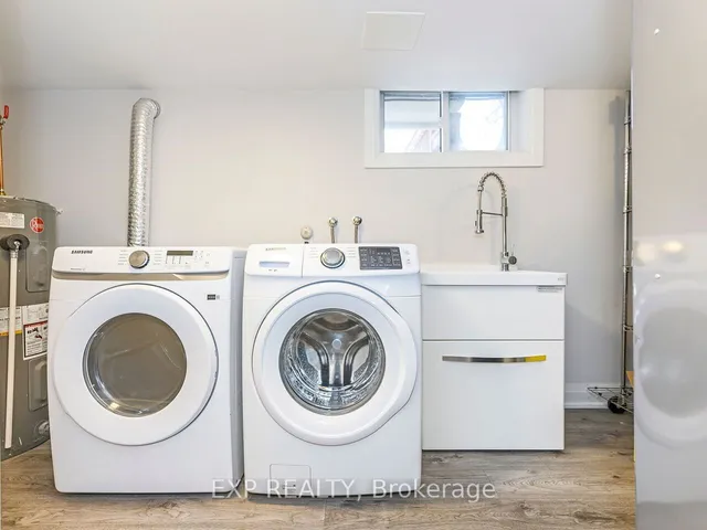 Additional image 32 of 3496 Caplan Cres