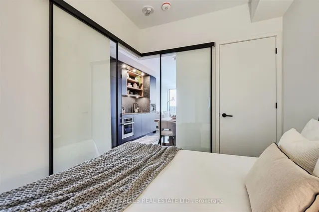 Additional image 29 of 55 Charles St Unit 4304