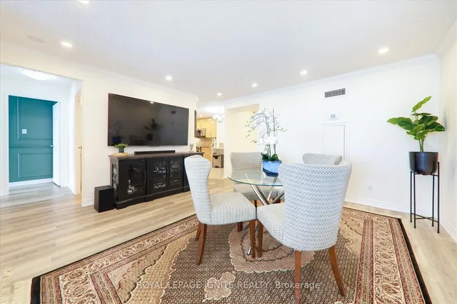 Additional image 12 of 131 Torresdale Ave Unit PH 4