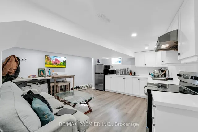 Additional image 20 of 434 Victoria Park Ave