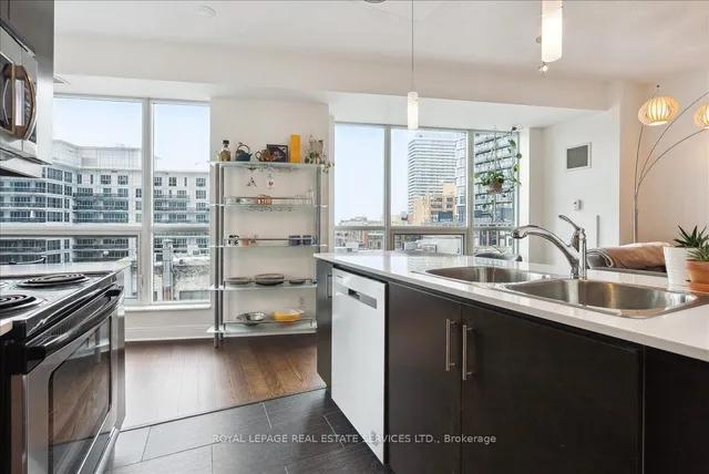 Additional image 16 of 38 The Esplanade Unit 807