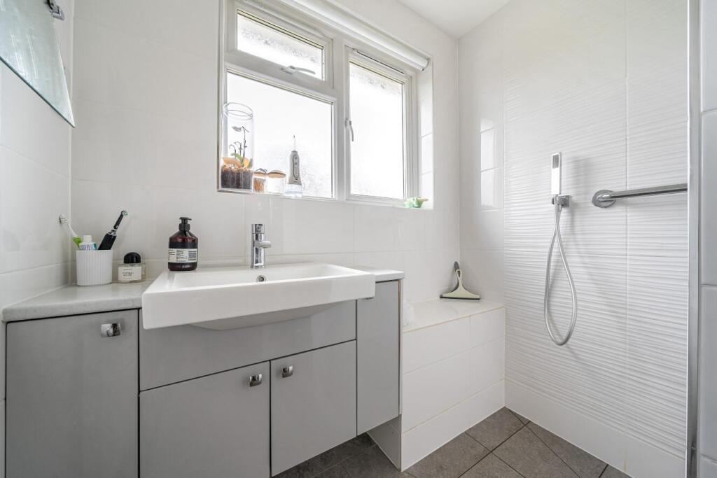 Additional image 8 of Wimborne Avenue, Chislehurst