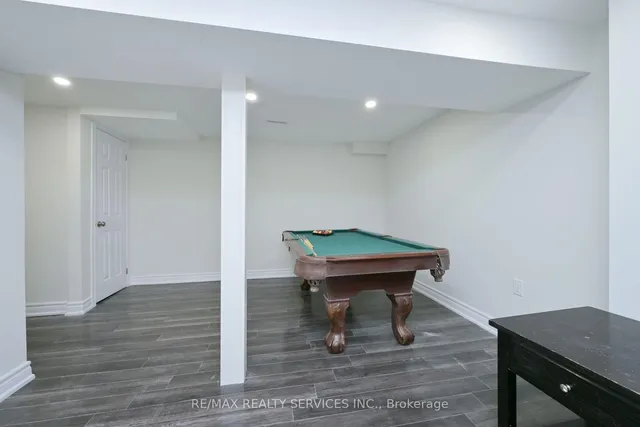 Additional image 30 of 54 Nancy McCredie Dr