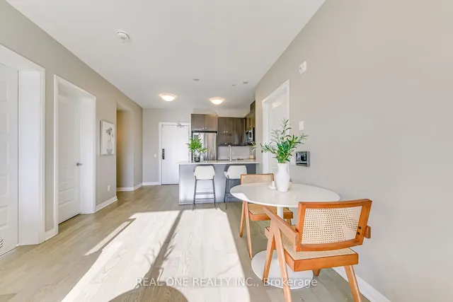 Additional image 19 of 95 Dundas St Unit 417