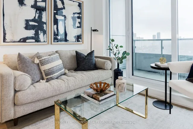 Additional image 3 of 225 Sumach St Unit 2410