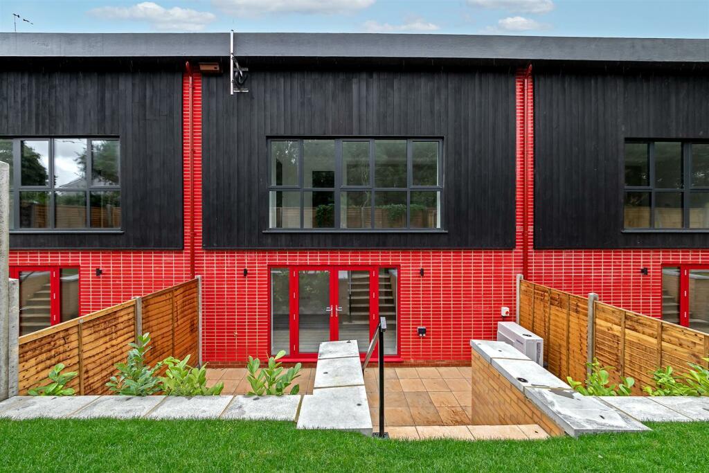 Additional image 13 of The Hill, Wheathampstead, St Albans, AL4