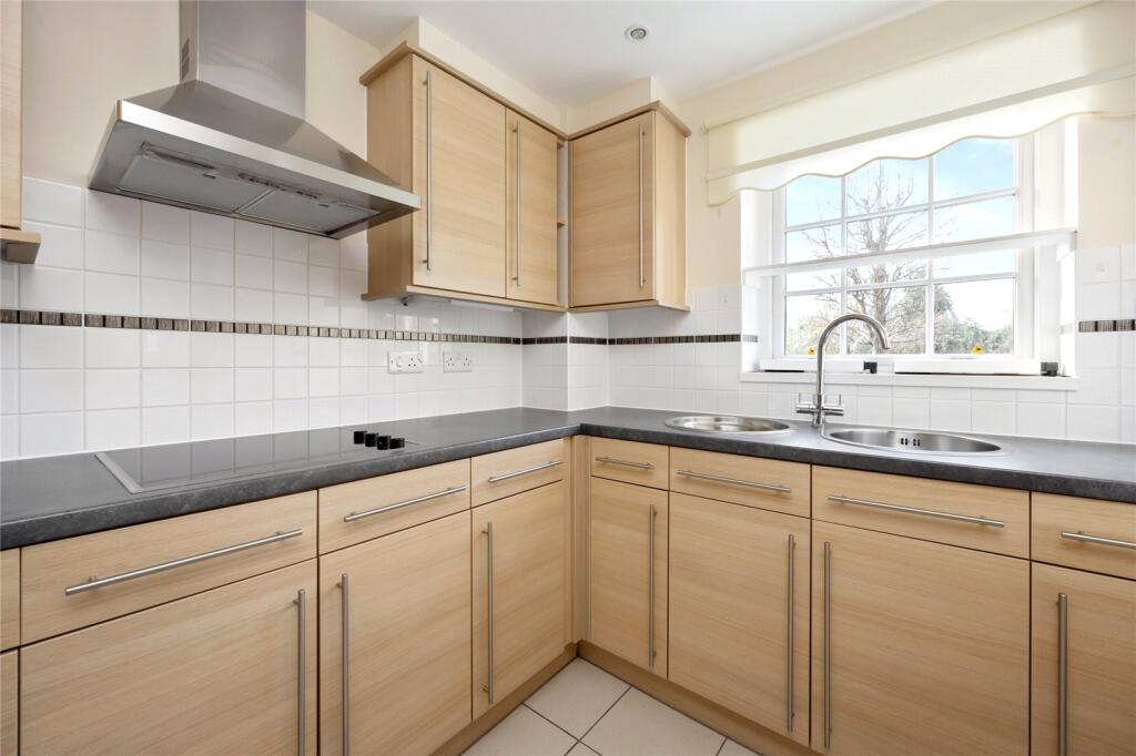 Additional image 12 of Church Street, Littlehampton, West Sussex, BN17