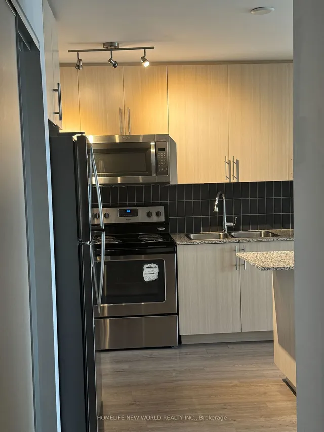 Additional image 3 of 85 Duke St Unit 201