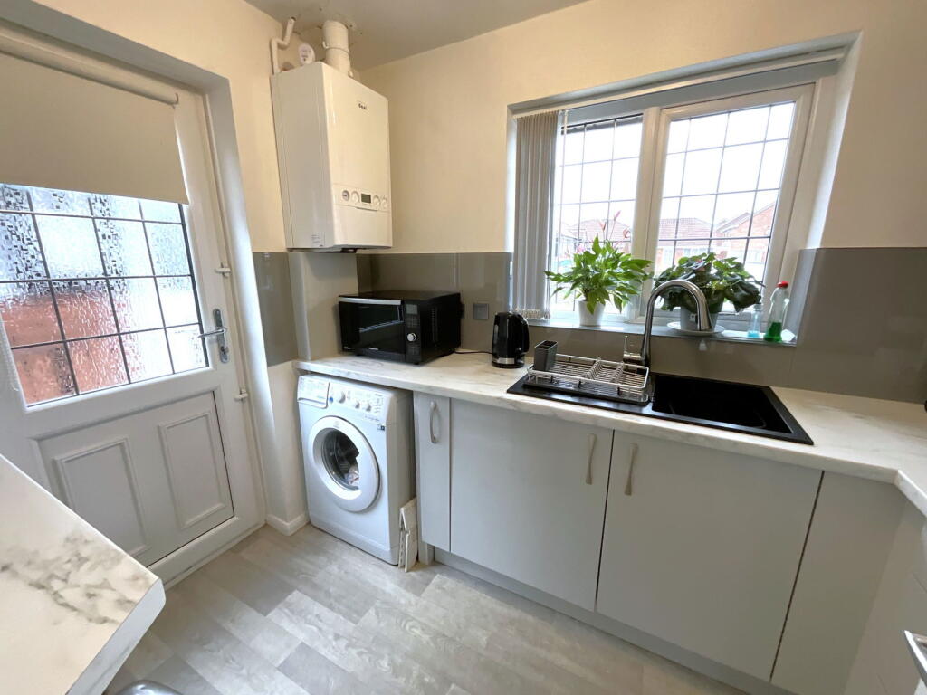 Additional image 5 of HALESOWEN, Kenelm Court