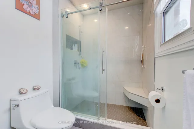 Additional image 29 of 6 Egret Crt