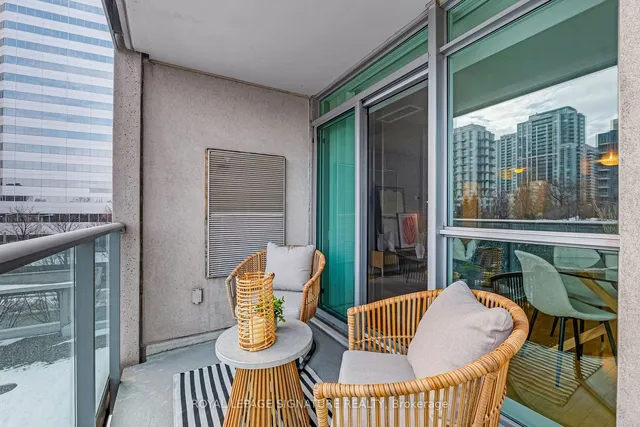 Additional image 24 of 31 Bales Ave Unit 501