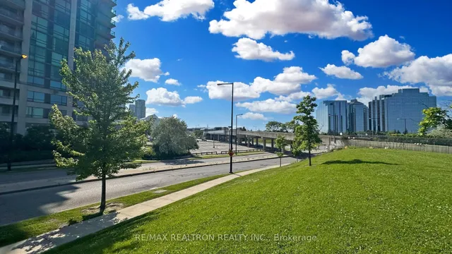 Additional image 37 of 68 Grangeway Ave Unit 2208