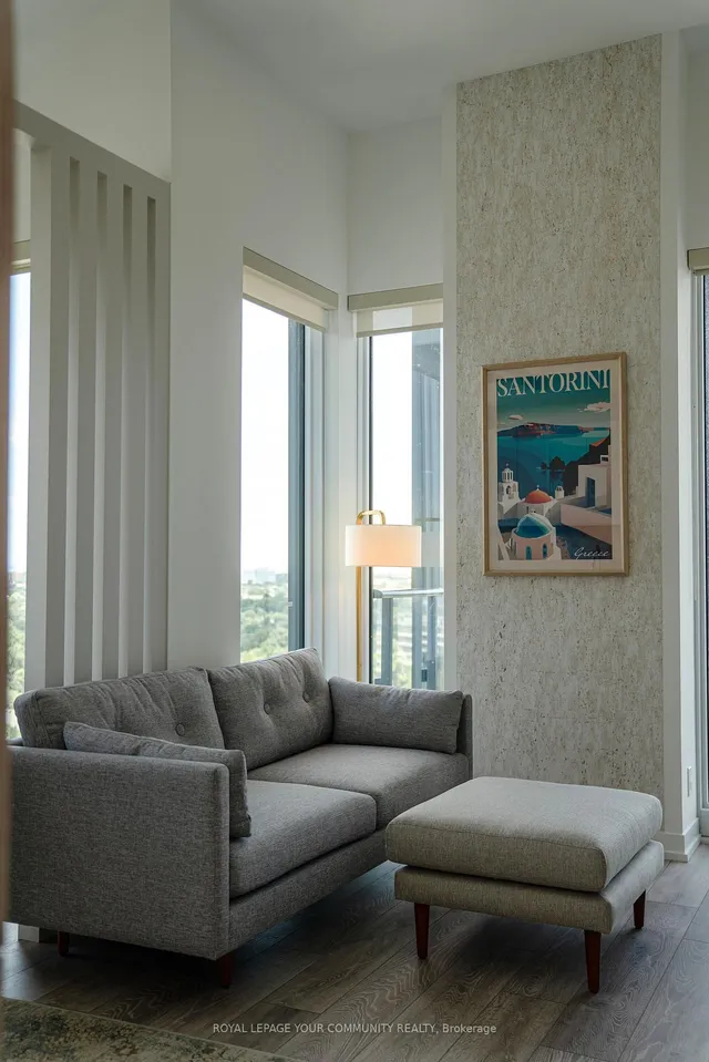 Additional image 11 of 2020 Bathurst St Unit Ph06