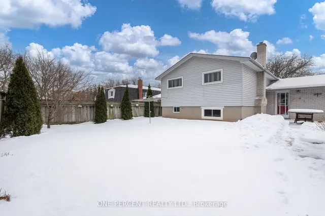 Additional image 32 of 5194 Broughton Cres