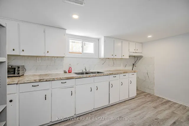 Additional image 20 of 650 Upper Sherman Ave