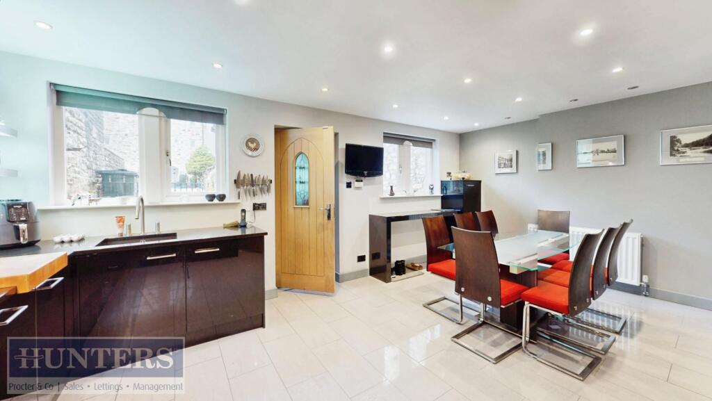 Additional image 9 of The Engine House, Weavers Court