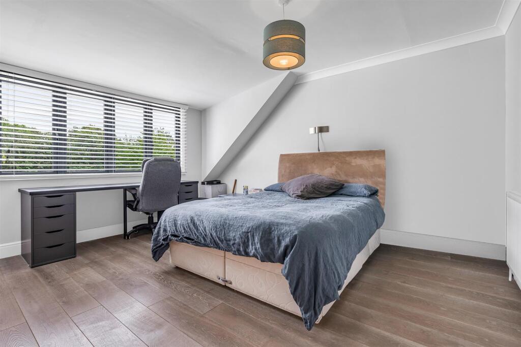 Additional image 17 of Harmer Green Lane, Welwyn