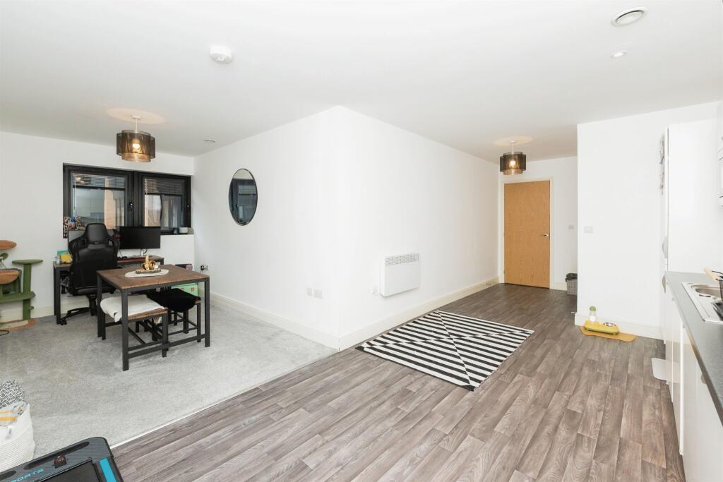 Additional image 5 of Whitchurch Lane, Bristol