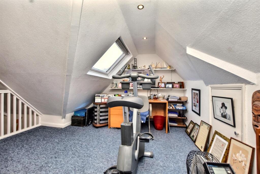 Additional image 24 of Decoy Drive, Eastbourne