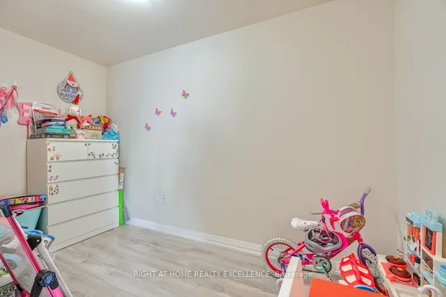 Additional image 21 of 65 Watergarden Dr Unit 504