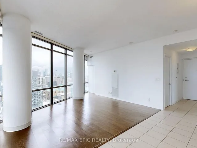 Additional image 40 of 832 Bay St Unit 3208