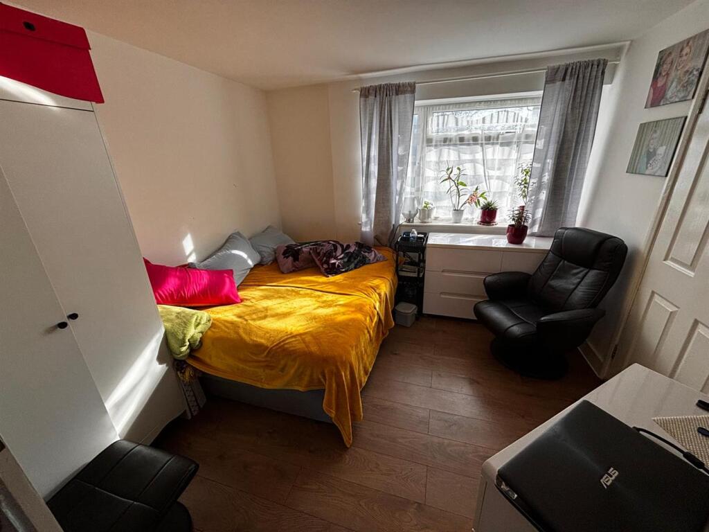 Additional image 16 of Travellers Lane, Hatfield