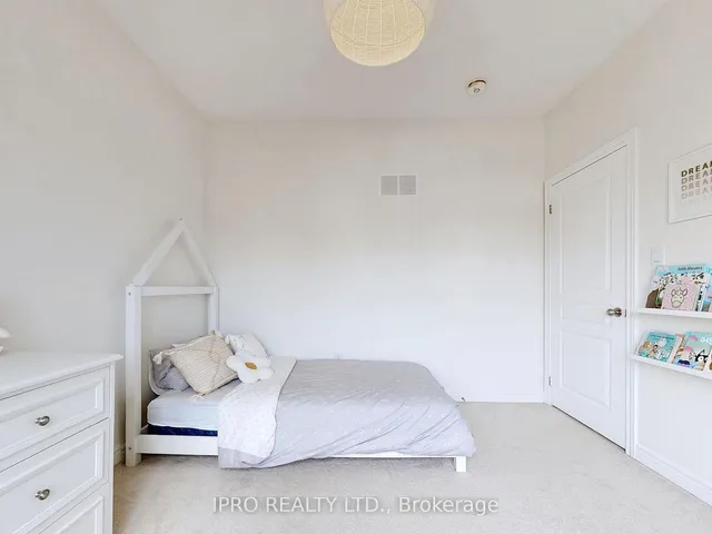 Additional image 29 of 10 Adventura Rd