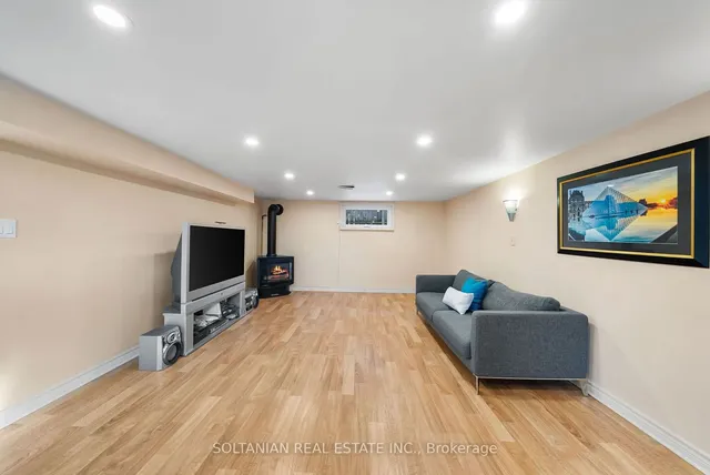 Additional image 25 of 29 Sealcove Dr