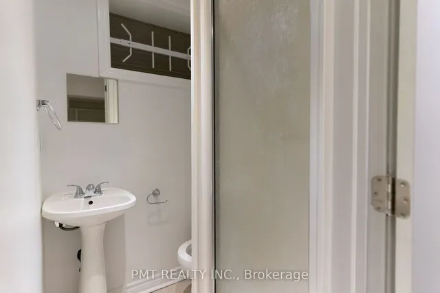 Additional image 33 of 238 Woodfield Rd