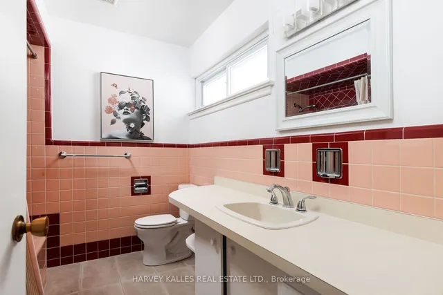 Additional image 24 of 51 Sir Williams Lane