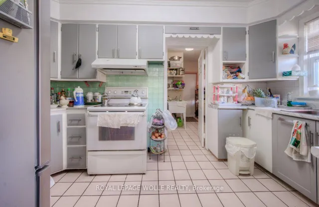 Additional image 12 of 230 Highland Rd