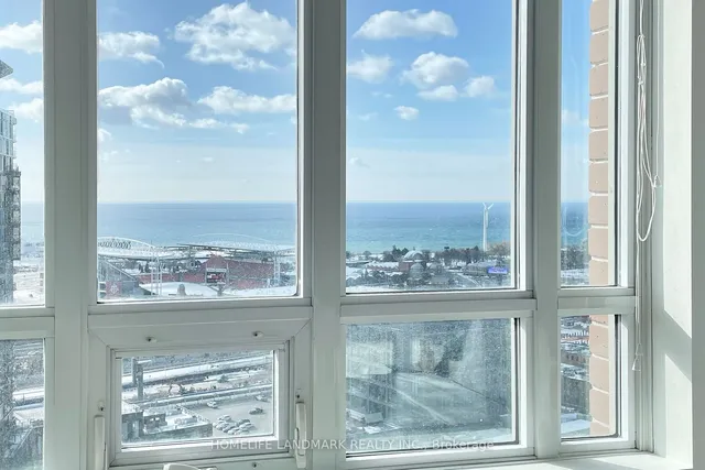 Additional image 20 of 125 Western Battery Rd Unit 2709