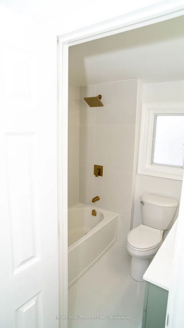 Additional image 11 of 7 Billington Cres