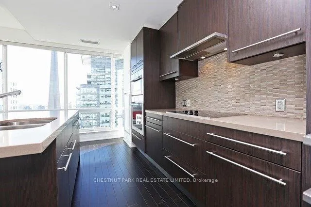 Additional image 7 of 80 John St Unit 2812