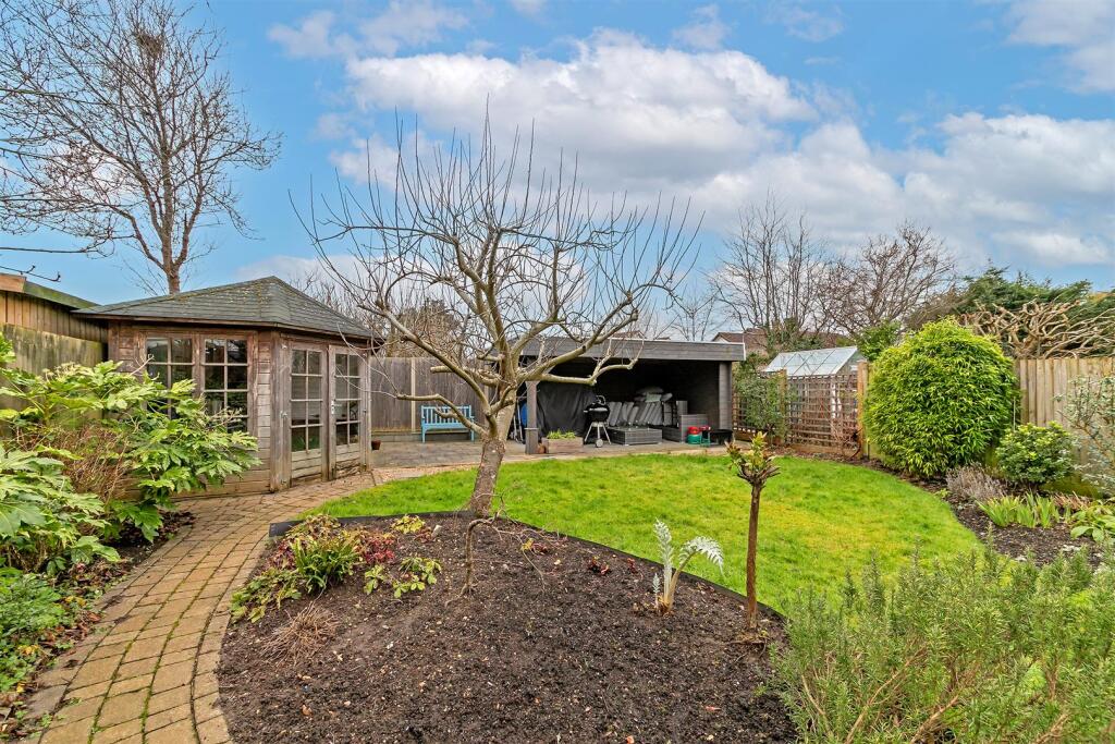 Additional image 35 of The Ridgeway, St. Albans