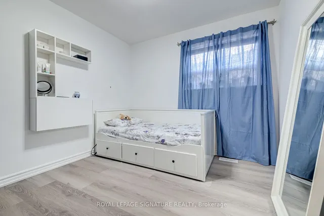 Additional image 19 of 40 Arleta Ave