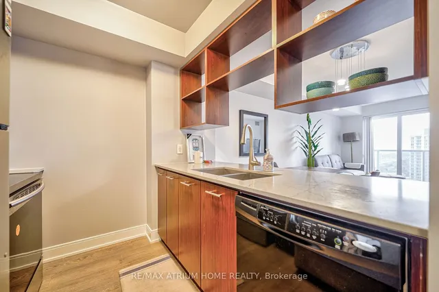 Additional image 8 of 135 Village Green Sq Unit 3422