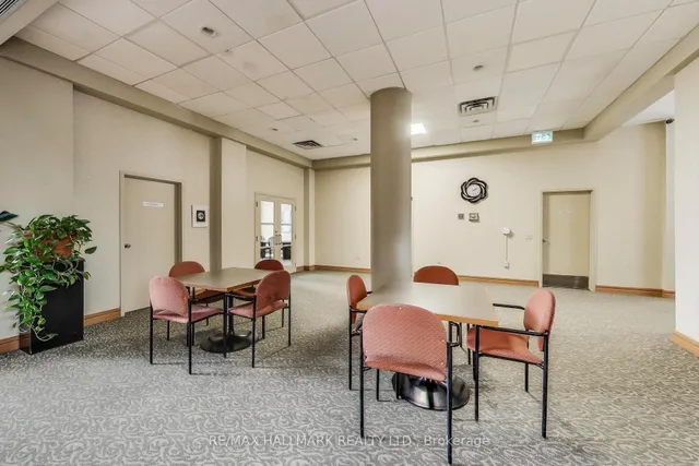 Additional image 18 of 11 Thorncliffe Park Dr Unit 406