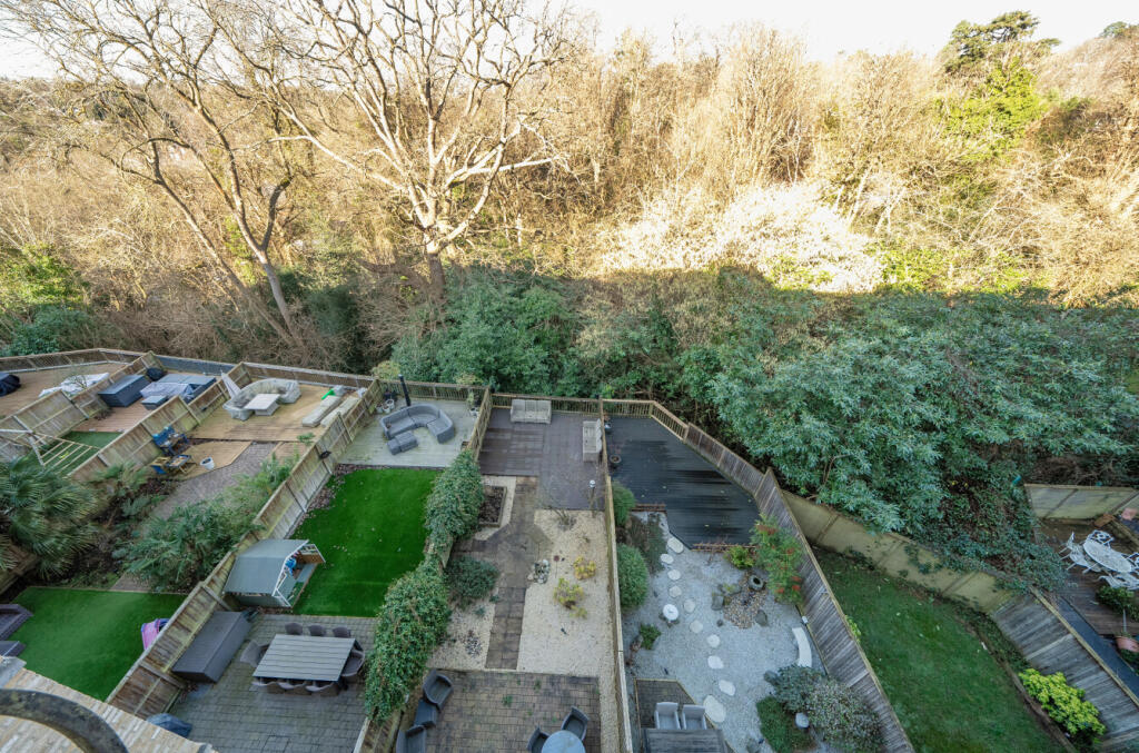 Additional image 16 of Woodclyffe Drive, Chislehurst, Kent, BR7