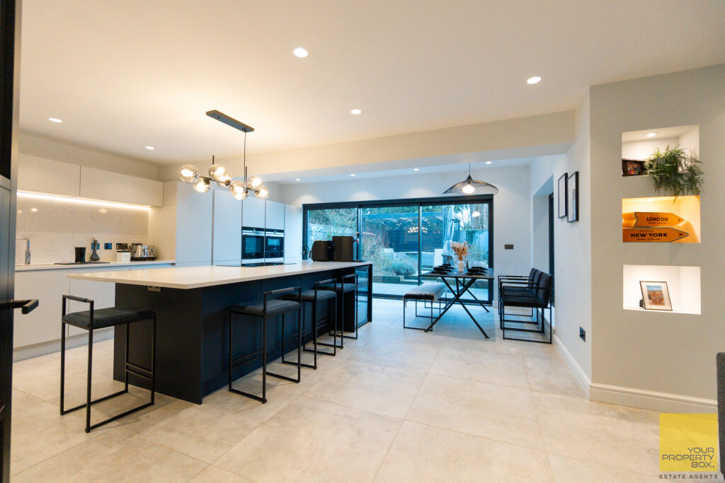 Additional image 9 of Hanbury Croft B60 4BF