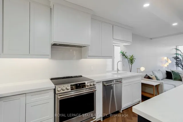 Additional image 16 of 71 Simcoe St Unit 2201