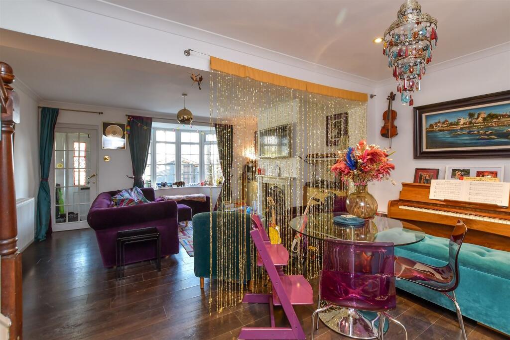 Additional image 4 of North Gardens, Brighton, East Sussex