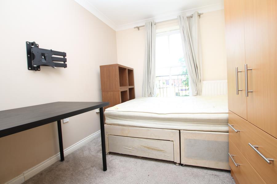 Additional image 9 of Lancelot Road - Stoke Park