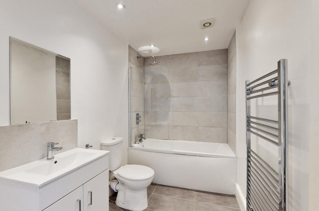 Additional image 9 of Lower Bristol Road