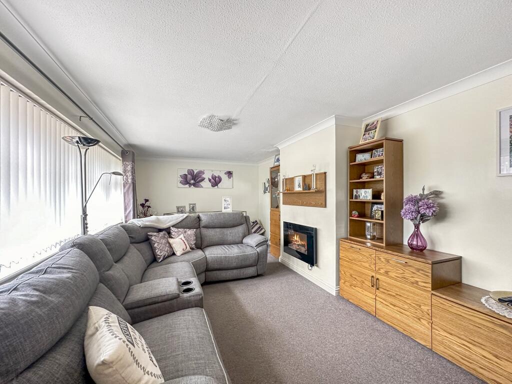 Additional image 3 of Elmwood Way, Highcliffe, Dorset. BH23 5DL