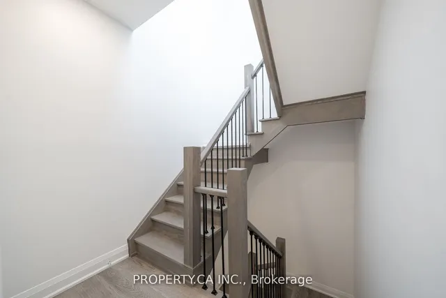 Additional image 18 of 17 Greenbriar Rd Unit 3