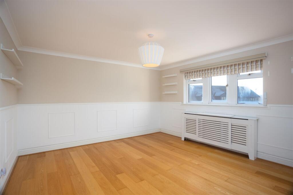 Additional image 17 of Kellymoor Walk, Idle